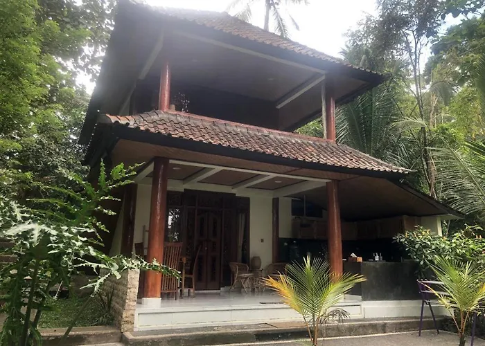 House, Quiet Place Overlooking Rice Fields *